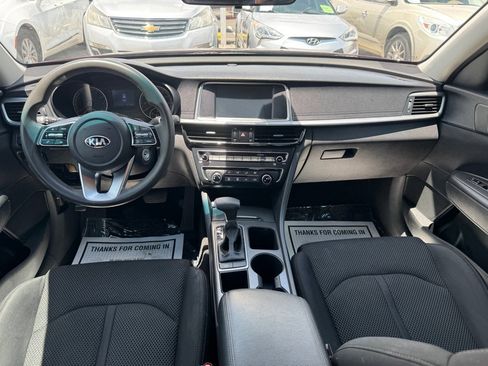 Used 2019 Kia Optima LX FWD image 11