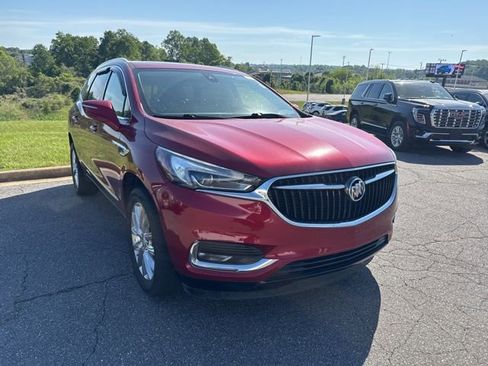 Used 2018 Buick Enclave Premium image 3