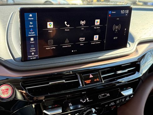 Certified 2025 Acura MDX w/ Technology Package image 27