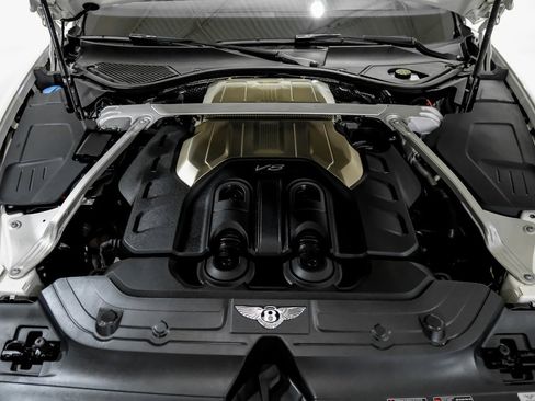 Used 2020 Bentley Continental GT image 52