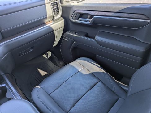 Certified 2023 GMC Sierra 1500 SLT w/ SLT Premium Package image 16