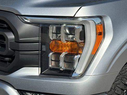 Used 2021 Ford F150 XLT w/ Equipment Group 302A High AWD/4WD image 4