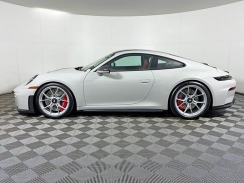 Used 2026 Porsche 911 GT3 image 2