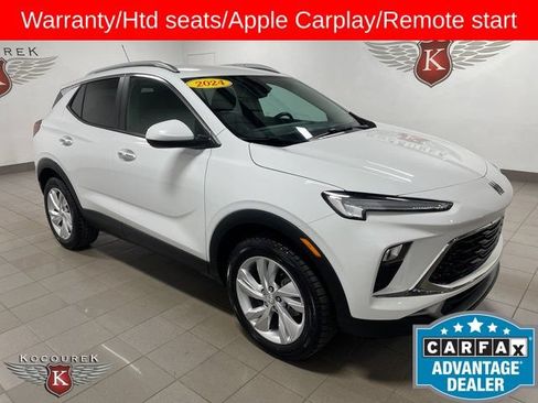 Used 2024 Buick Encore GX Preferred AWD/4WD image 1