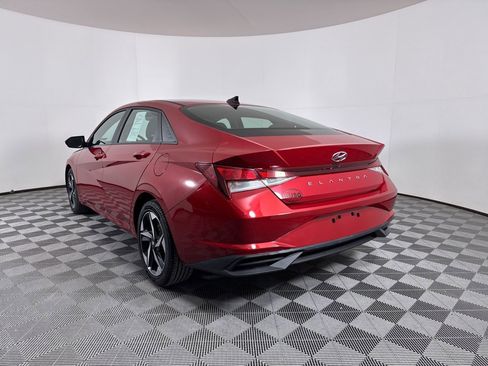 Used 2023 Hyundai Elantra SEL w/ Convenience Package image 18