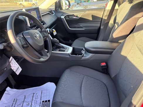 New 2025 Toyota RAV4 XLE w/ Convenience Package image 9