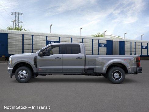 New 2026 Ford F350 Platinum image 3