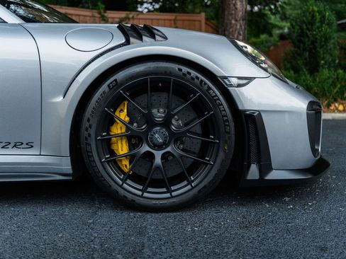 Used 2018 Porsche 911 GT2 RS image 10