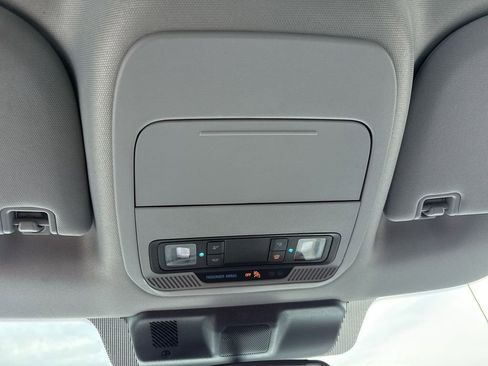 Used 2025 Ford F150 XLT w/ Equipment Group 301A Standard RWD image 18