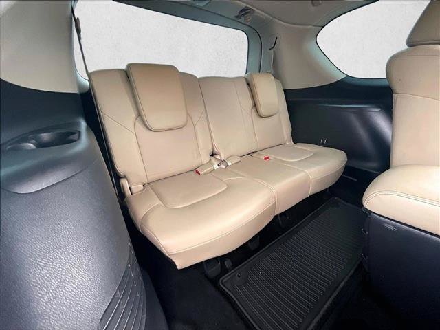 Used 2022 Nissan Armada SL w/ Captain's Chairs Package AWD/4WD image 30
