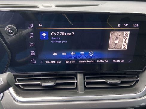 Certified 2025 Chevrolet Trax ACTIV w/ Driver Confidence Package image 16