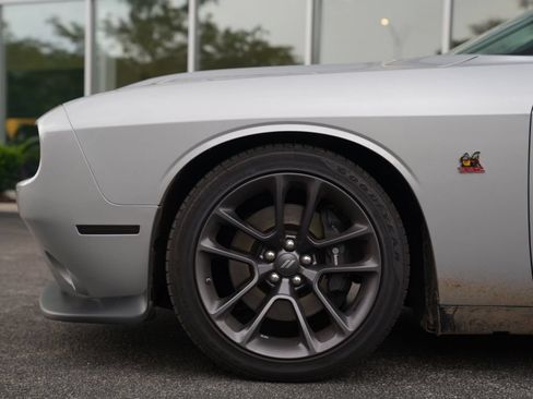Used 2023 Dodge Challenger R/T Scat Pack RWD image 6
