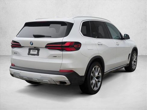 Used 2024 BMW X5 xDrive40i w/ Parking Assistance Package image 5