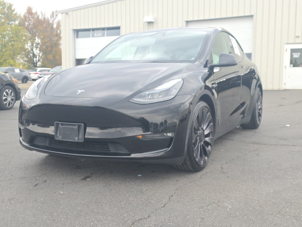 Used 2023 Tesla Model Y Performance AWD/4WD image 3