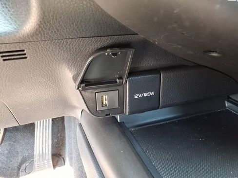 Used 2024 Toyota Camry SE image 22