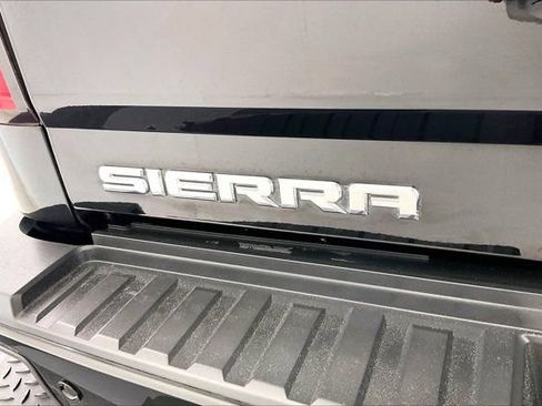 Used 2016 GMC Sierra 2500 Denali w/ Duramax Plus Package AWD/4WD image 7