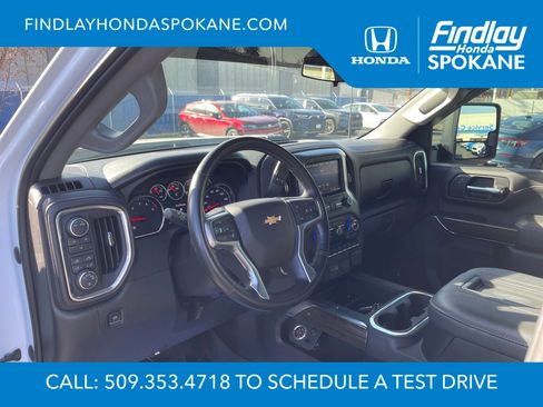 Used 2022 Chevrolet Silverado 3500 LT w/ Convenience Package image 10