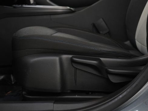 Used 2024 Chevrolet Trax LS w/ LS Convenience Package image 21