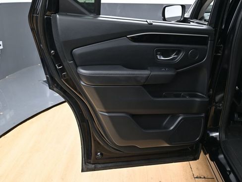 Used 2023 Honda Pilot EX-L image 45