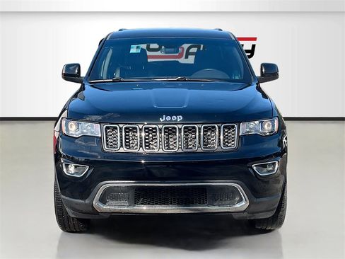 Used 2022 Jeep Grand Cherokee Laredo X image 2