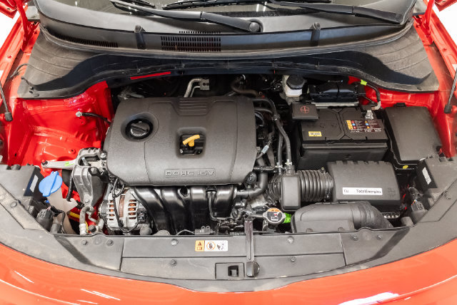 Used 2025 Kia Soul LX w/ LX Technology Package FWD image 3