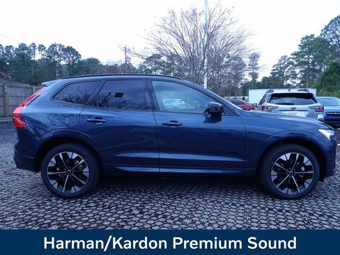 New 2026 Volvo XC60 B5 Plus w/ Protection Package Premier image 4