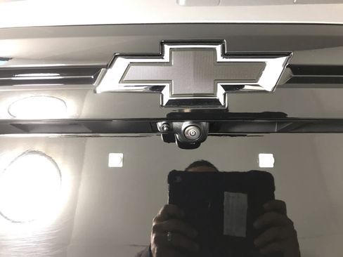 New 2026 Chevrolet Traverse LT w/ Midnight/Sport Edition image 19