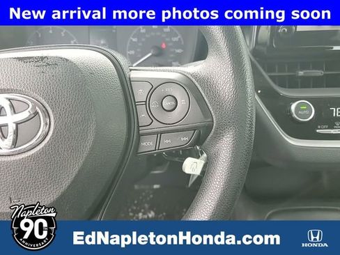 Used 2023 Toyota Corolla LE image 17