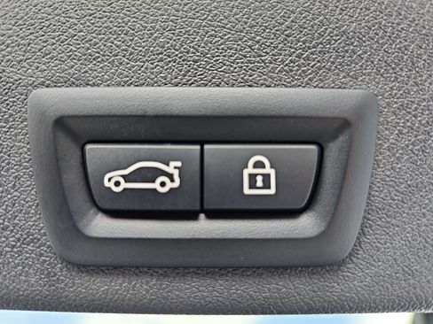 Used 2023 BMW X6 xDrive40i w/ Premium Package image 13