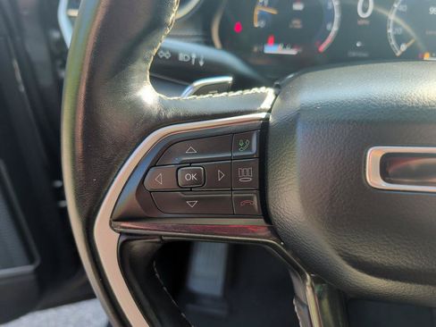 Used 2021 Jeep Grand Cherokee L Laredo w/ Luxury Tech Group I RWD image 19
