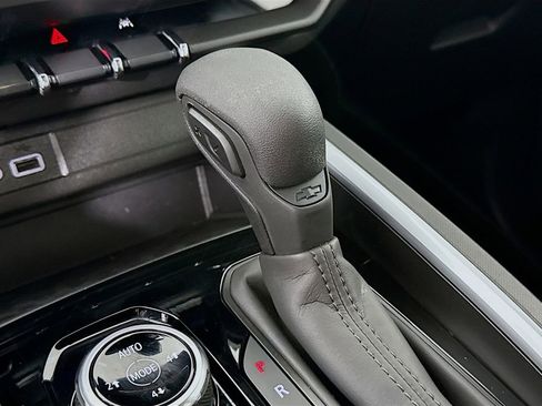 Used 2023 Chevrolet Colorado Trail Boss w/ Technology Package image 8