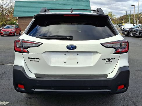 Certified 2025 Subaru Outback Onyx Edition image 6