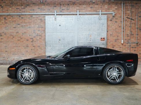 Used 2008 Chevrolet Corvette Coupe w/ Preferred Equipment Group RWD image 1