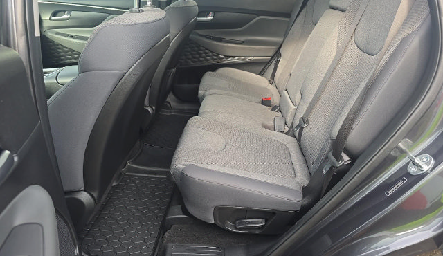 Used 2023 Hyundai Santa Fe SEL AWD/4WD image 10