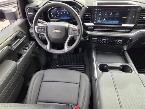 New 2026 Chevrolet Silverado 2500 LTZ w/ LTZ Premium Package image 12