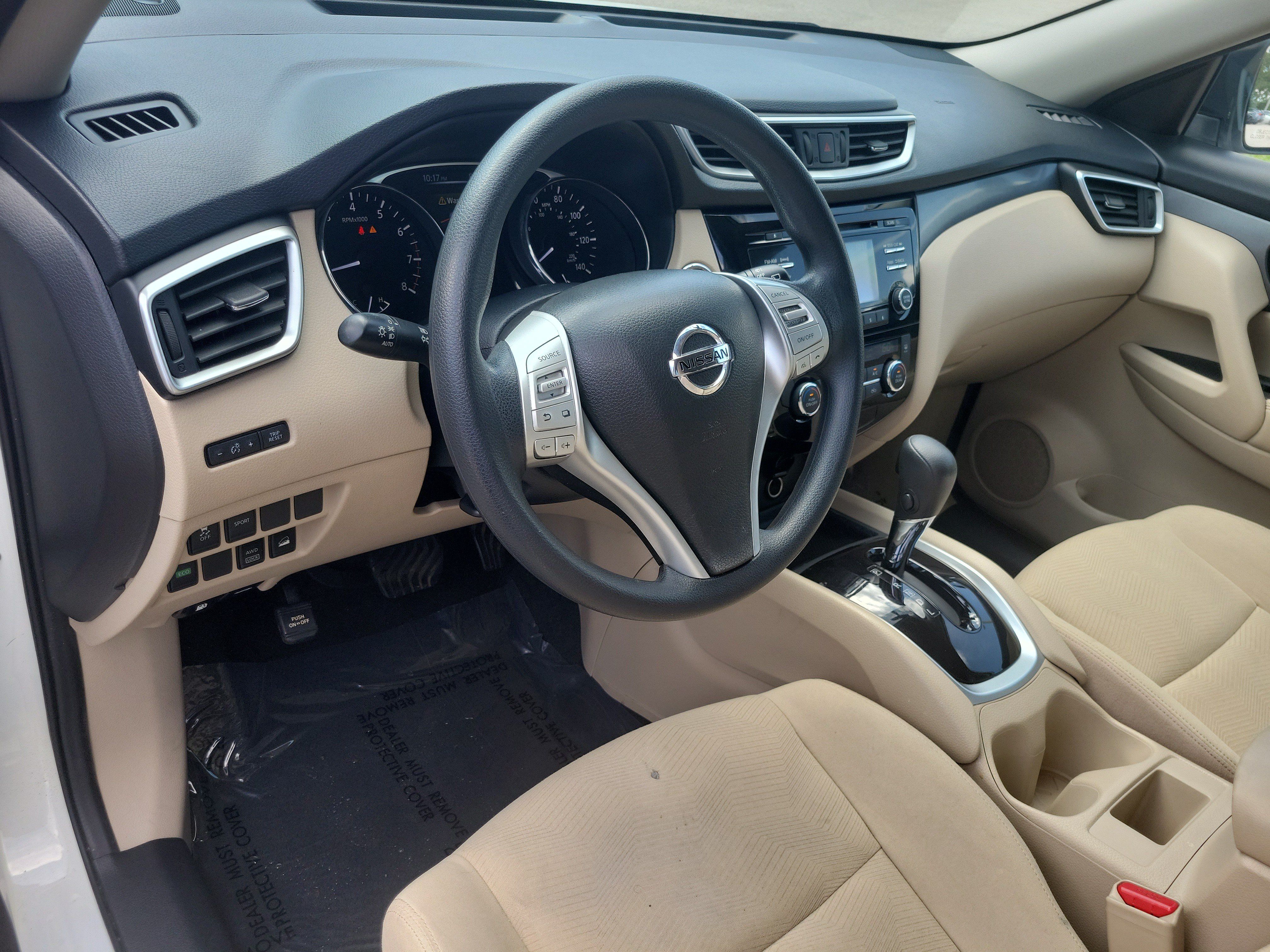 Used 2016 Nissan Rogue SV AWD/4WD image 16