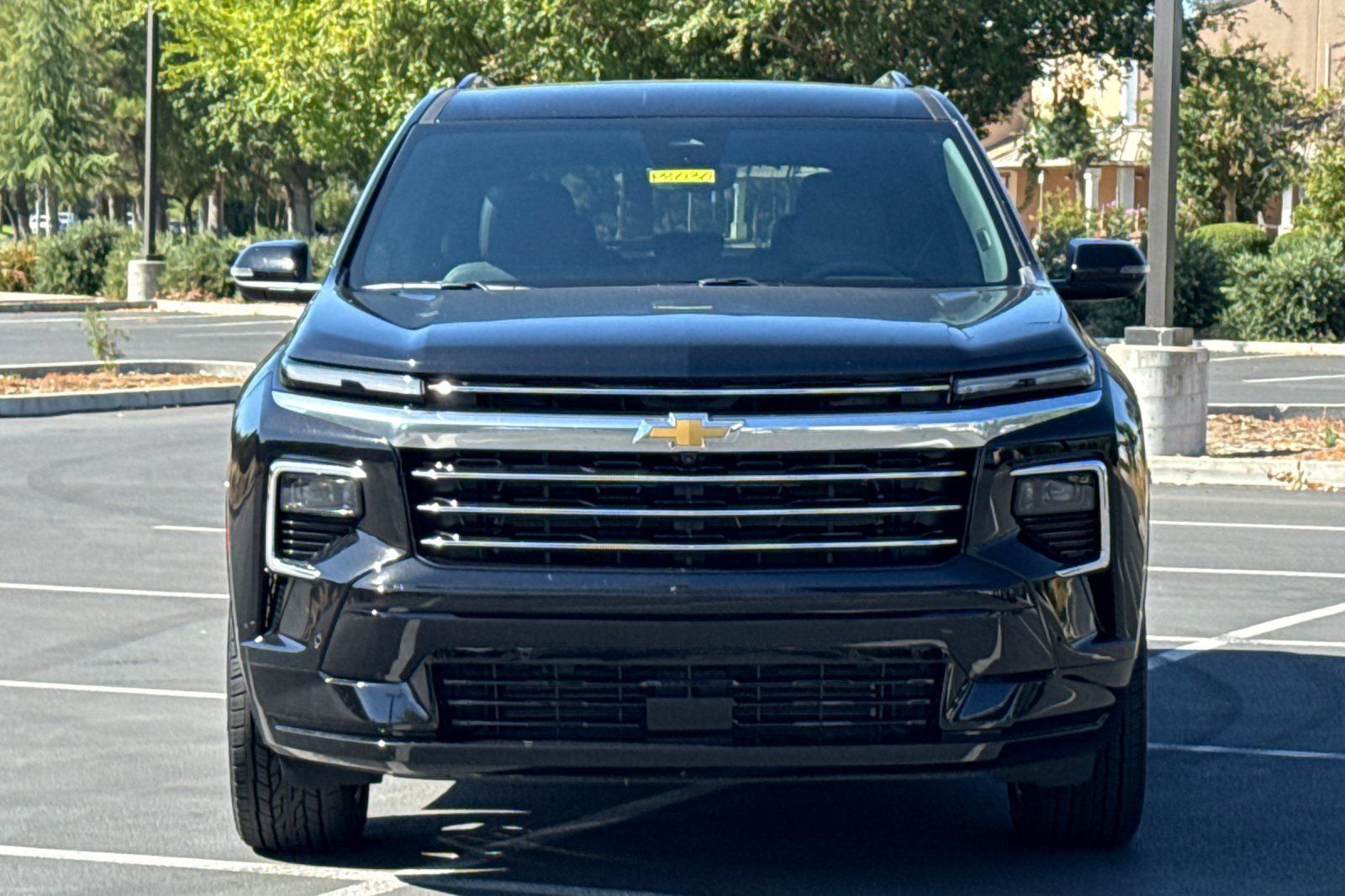 Used 2026 Chevrolet Traverse High Country w/ LPO, Floor Liner Package AWD/4WD image 7