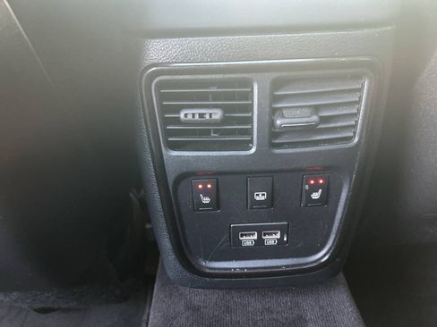Used 2017 Chrysler 300 S w/ 300S Premium Group AWD/4WD image 18