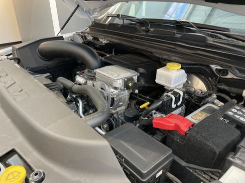Used 2023 RAM 1500 Limited AWD/4WD image 41