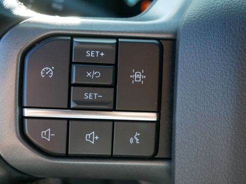 Used 2022 Ford F150 Lariat w/ Equipment Group 501A Mid image 31