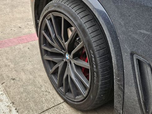 Used 2023 BMW X5 xDrive40i w/ Executive Package image 14