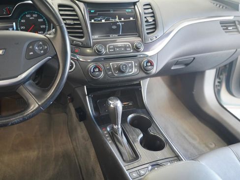 Used 2017 Chevrolet Impala LT w/ Leather Package FWD image 21