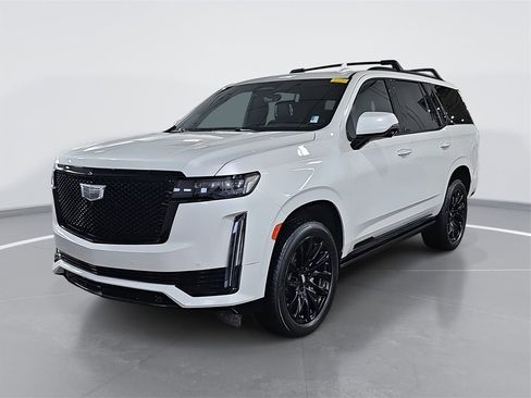 Used 2022 Cadillac Escalade Sport Platinum w/ LPO, ONYX Package image 9