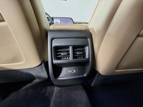 Used 2024 Cadillac XT4 Luxury FWD image 34