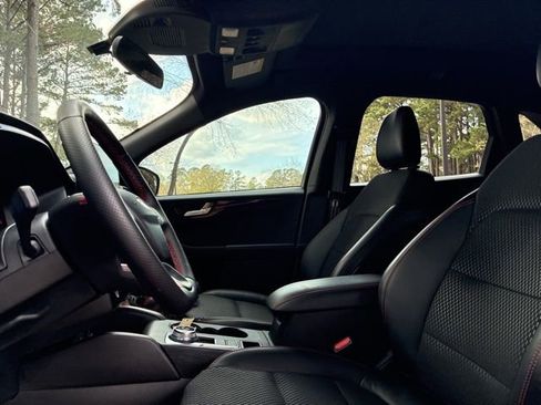 Used 2024 Ford Escape ST-Line Select w/ Tech Pack #2 image 21