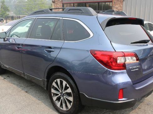 Used 2016 Subaru Outback 3.6R Limited AWD/4WD image 5