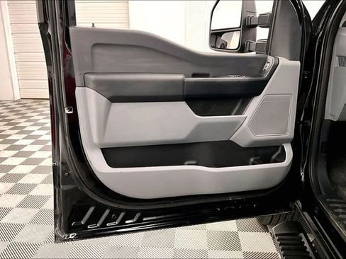 Used 2024 Ford F350 XL w/ 360-Degree Camera Package RWD image 21