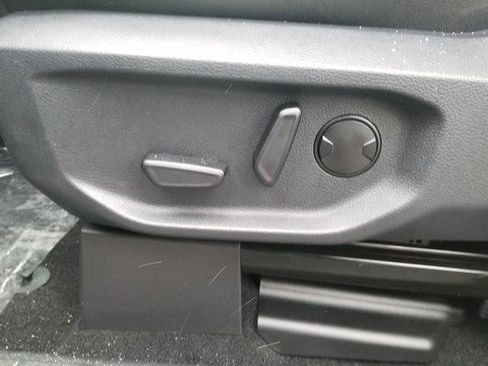 New 2025 Ford Ranger XLT w/ Equipment Group 301A High image 17