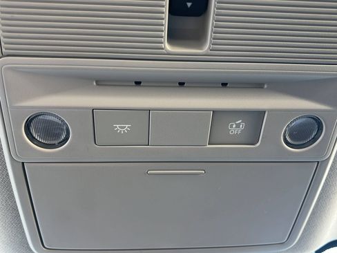New 2026 Nissan Sentra SV w/ SV Convenience Package FWD image 24