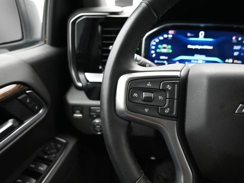 Used 2026 Chevrolet Silverado 1500 LT AWD/4WD image 13